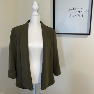 EUC Sz. 12 Kasper Buttonless Blazer